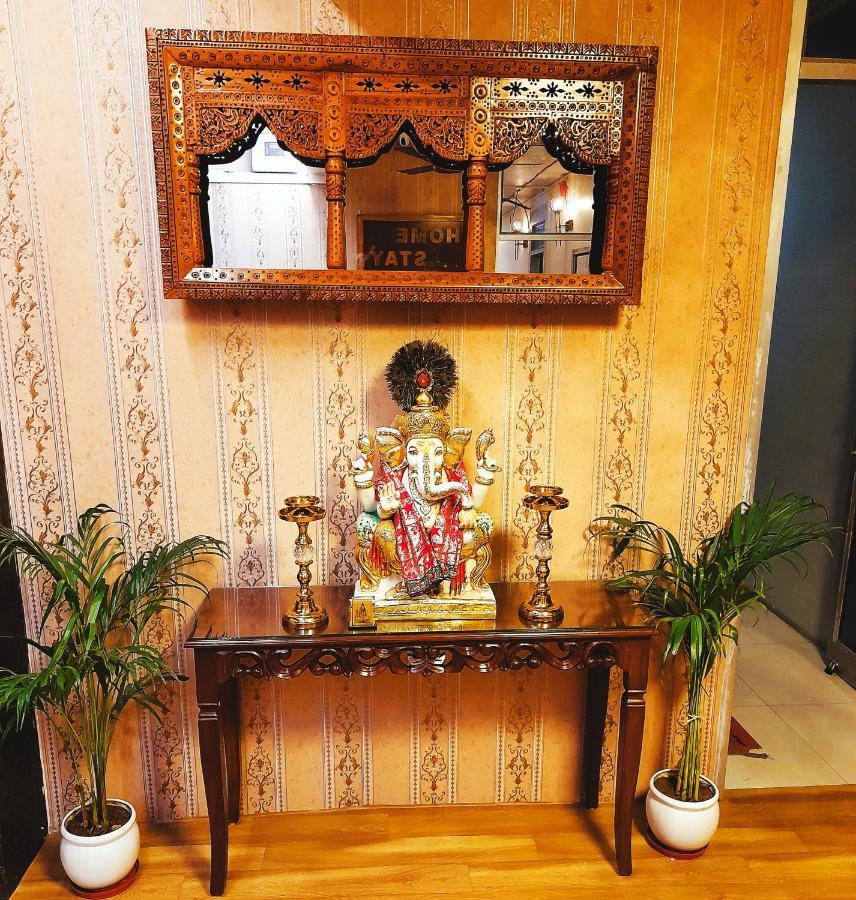 Homestay Ac Dormitory New Delhi Bagian luar foto